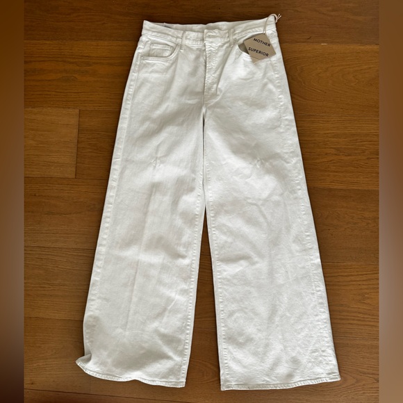 New MOTHER jean Undercover 
Wash: Totally Innocent - Picture 6 of 11